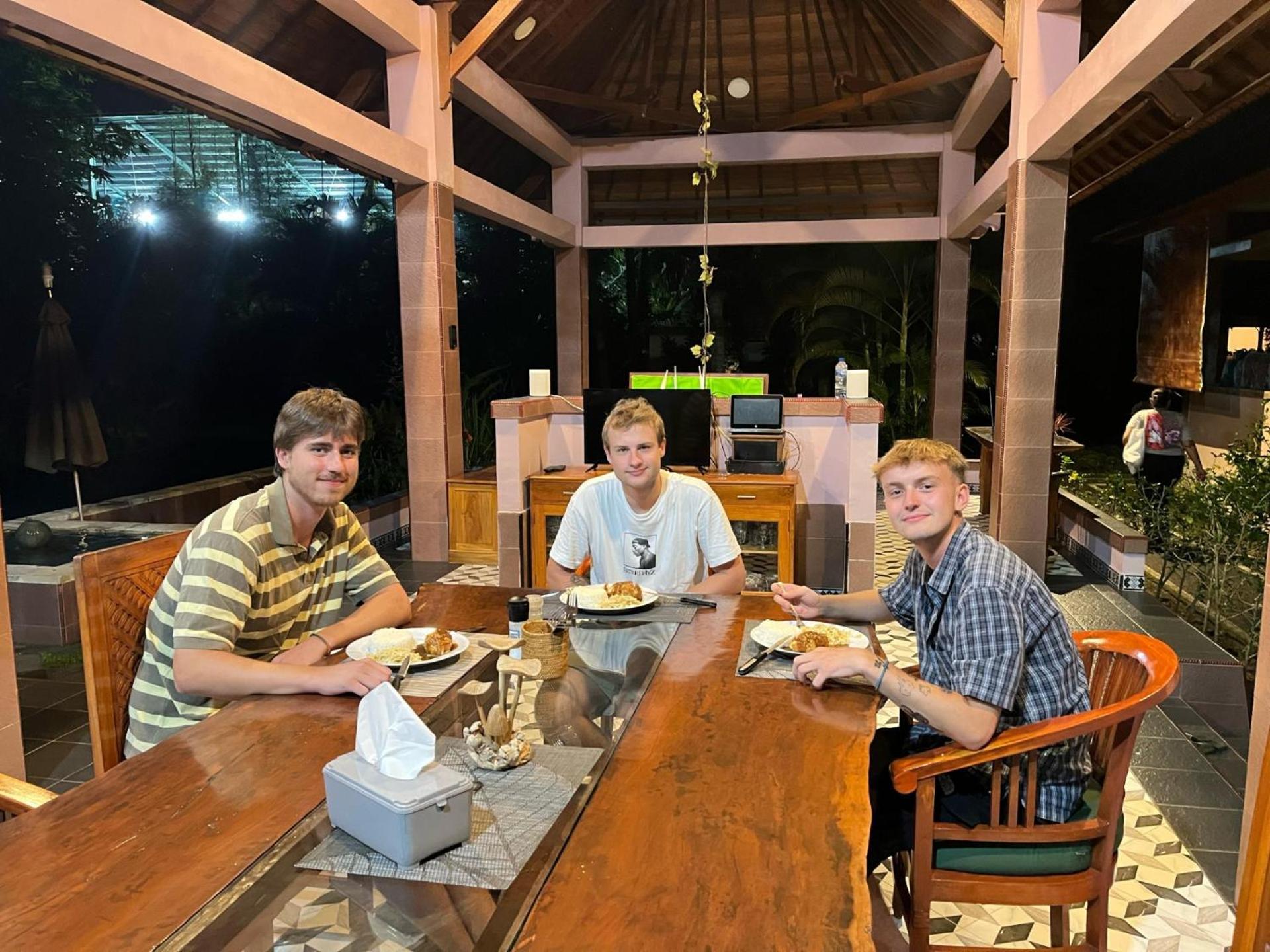 Our Bali Homestay Ubud Esterno foto